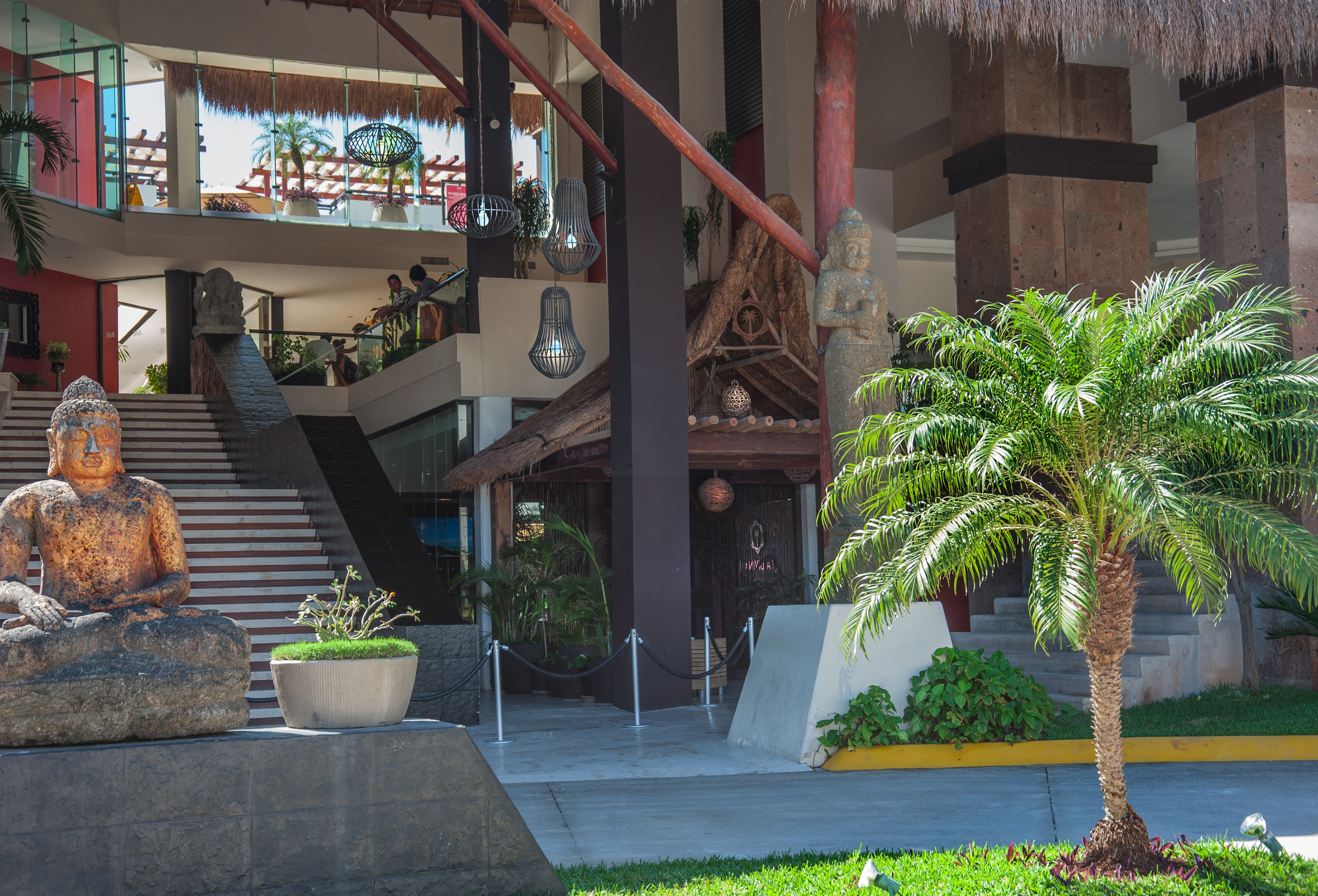 Aldea Thai By Oceanfront 5/50