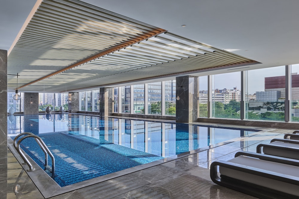 DoubleTree by Hilton Shenzhen Airport 3/35