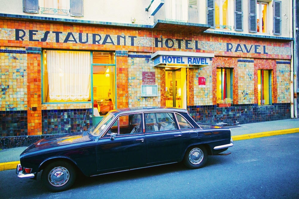 The Old Hotel Ravel 44/48