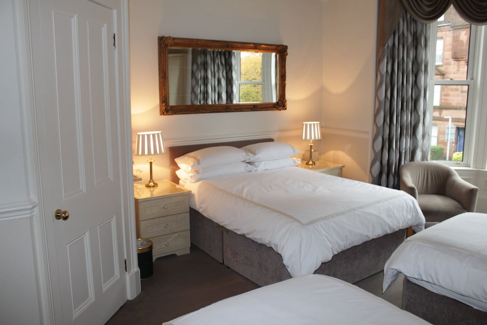 Highfield Guest House 15/50