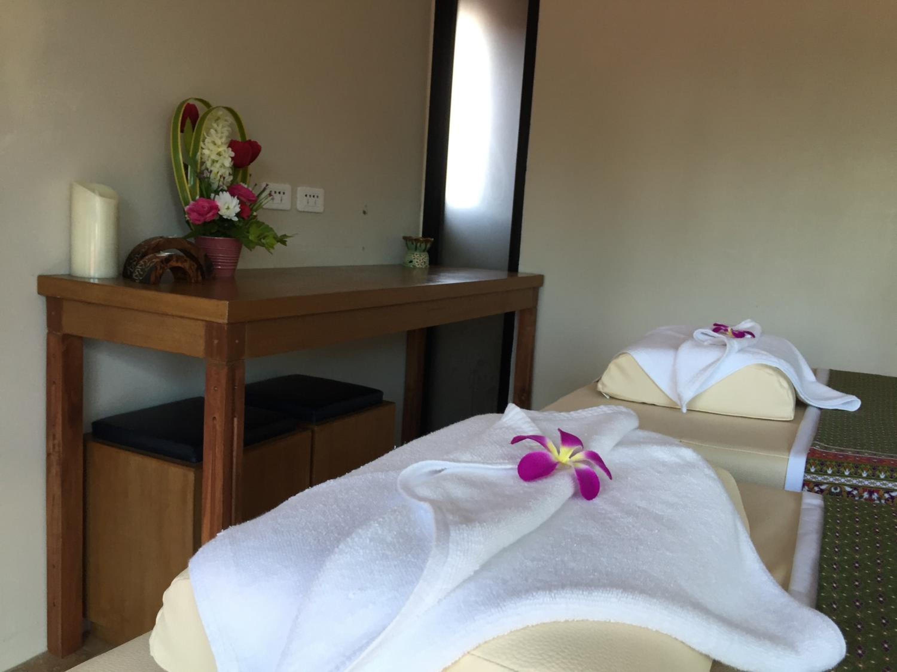 At Samui Boutique Hotel 27/29