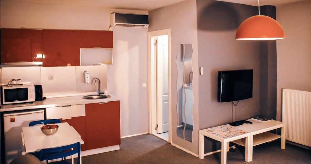 Arkem 1 Hotel 16/55