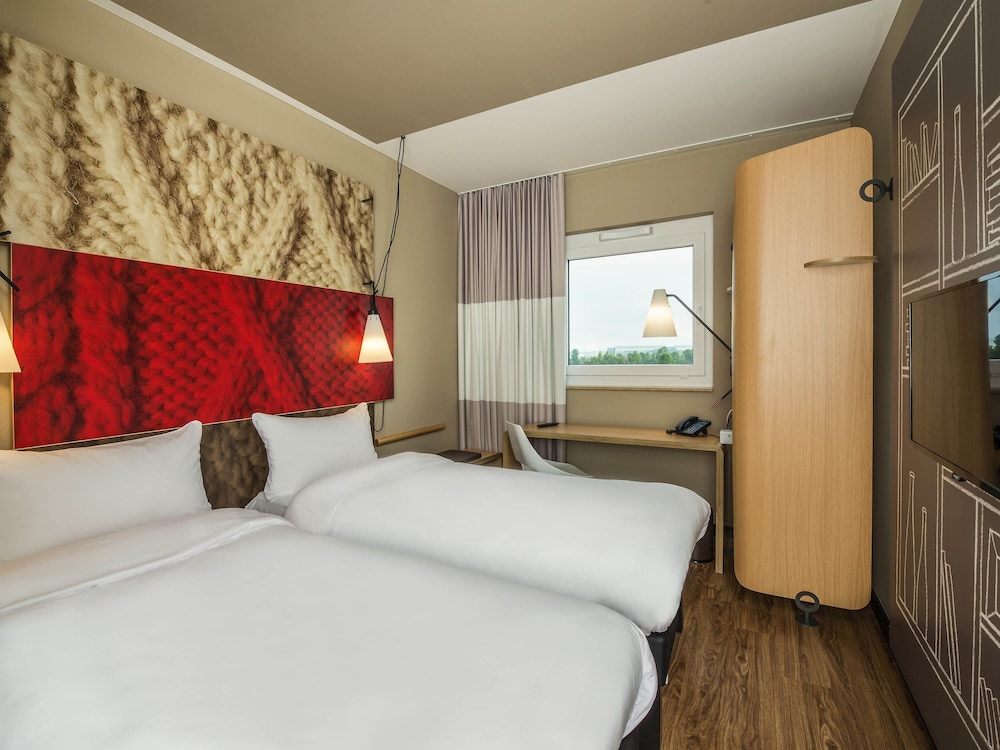 Ibis Muenchen Airport Sued 18/45