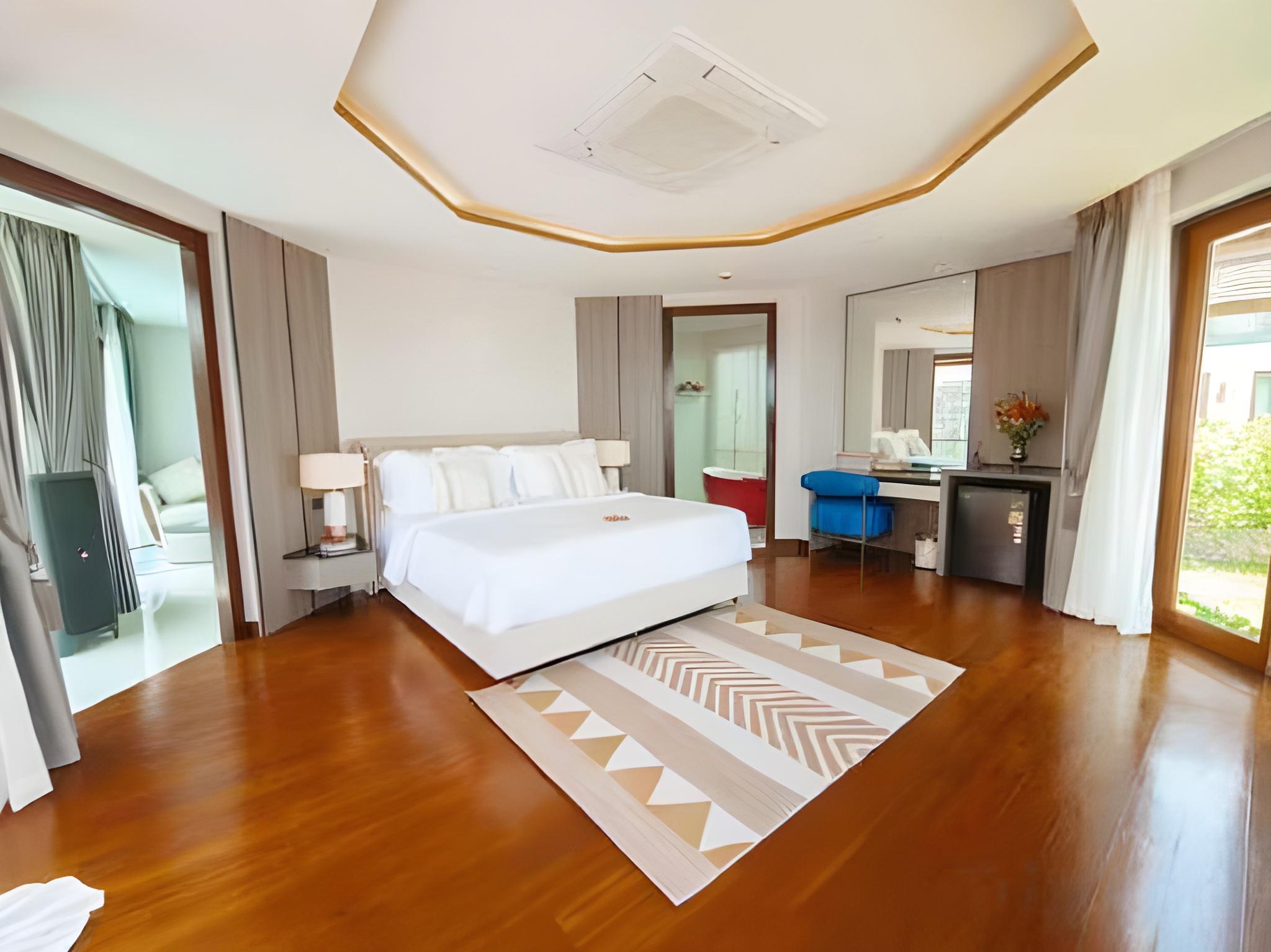 1 Bedroom, Pool, Villa, Beach Front