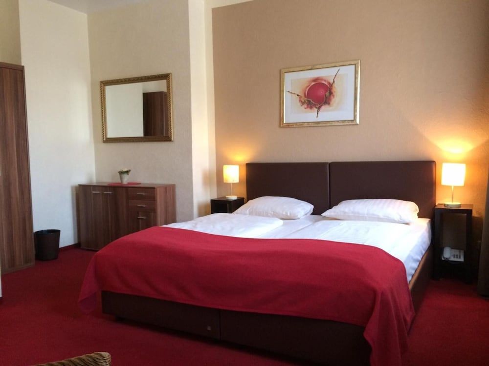 Hotel Imperial Hamburg 8/54