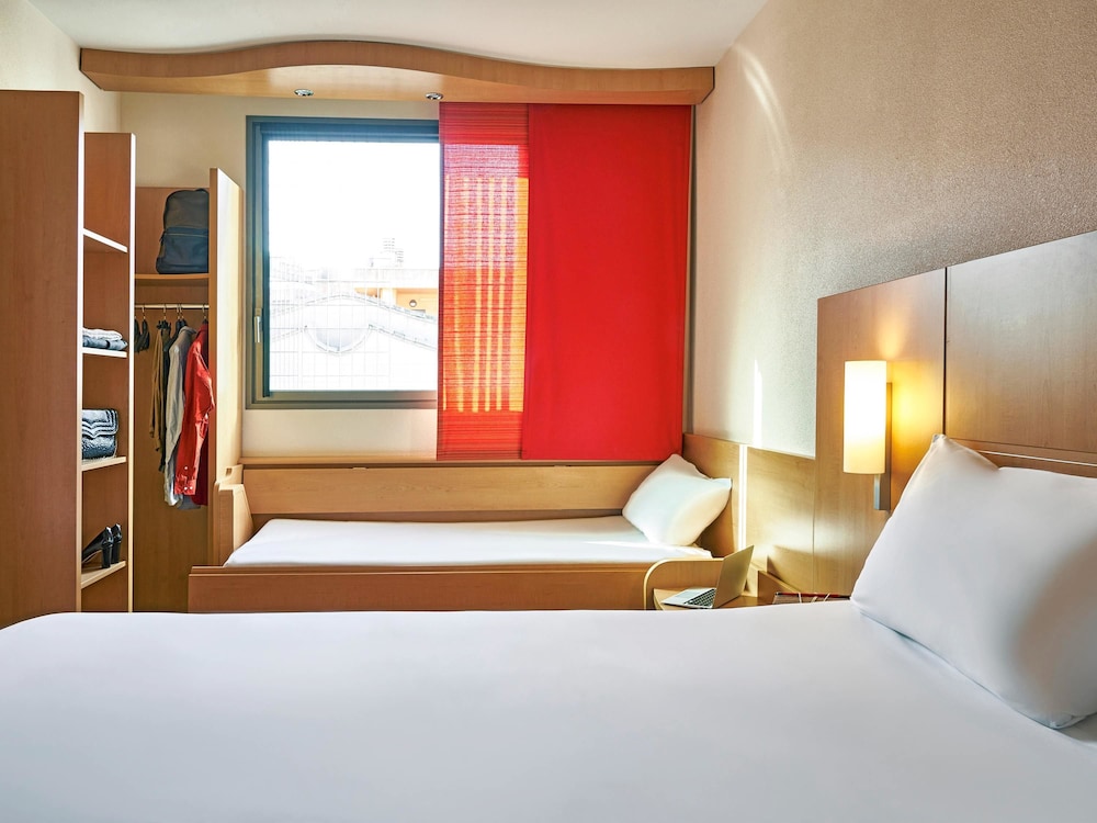 Ibis Barcelona Centro Sagrada Familia 14/70