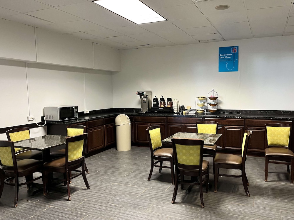 Motel6 Clarion, PA 42/50
