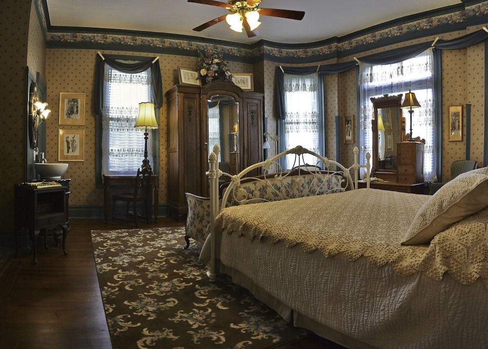 McFarlin House Bed and Breakfast 20/69