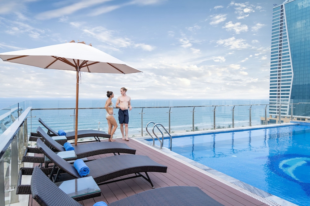 Sunny Ocean Hotel & Apartment 40/71