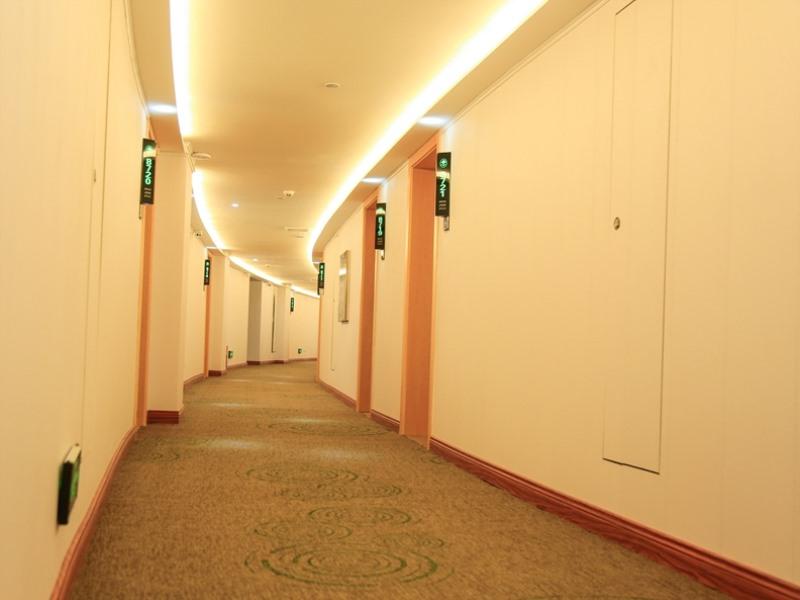 GreenTree Inn Shangrao Yueliangwan Automobile City 29/33