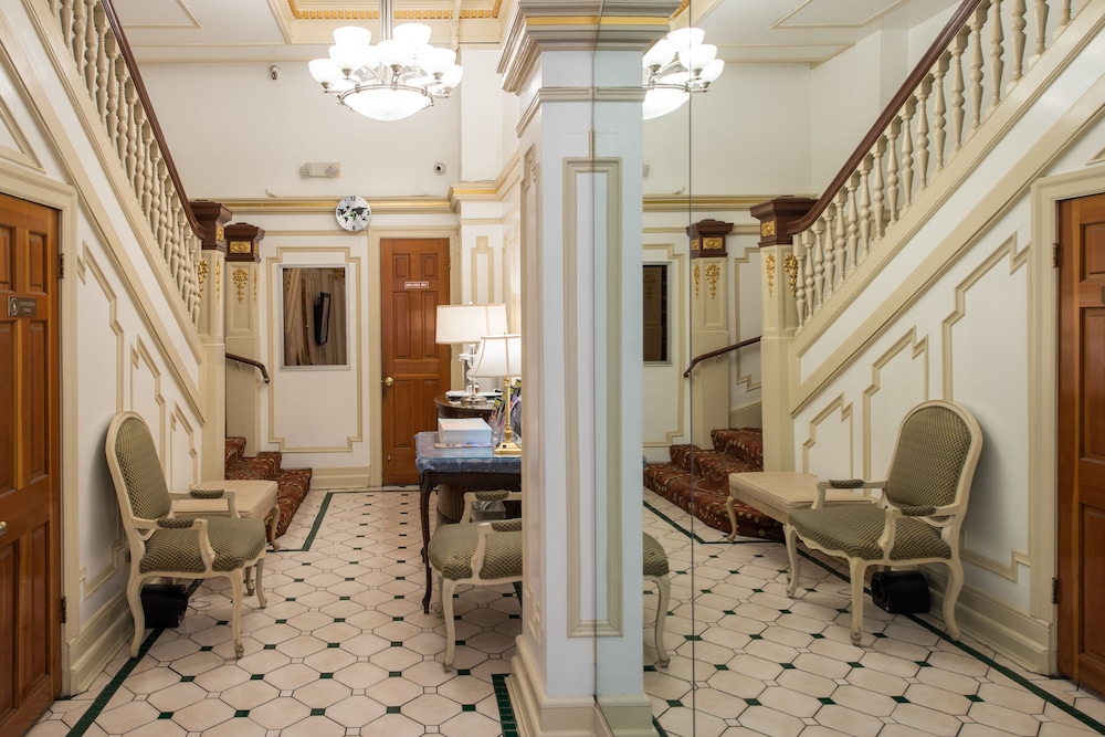 Union Square Plaza Hotel 64/77