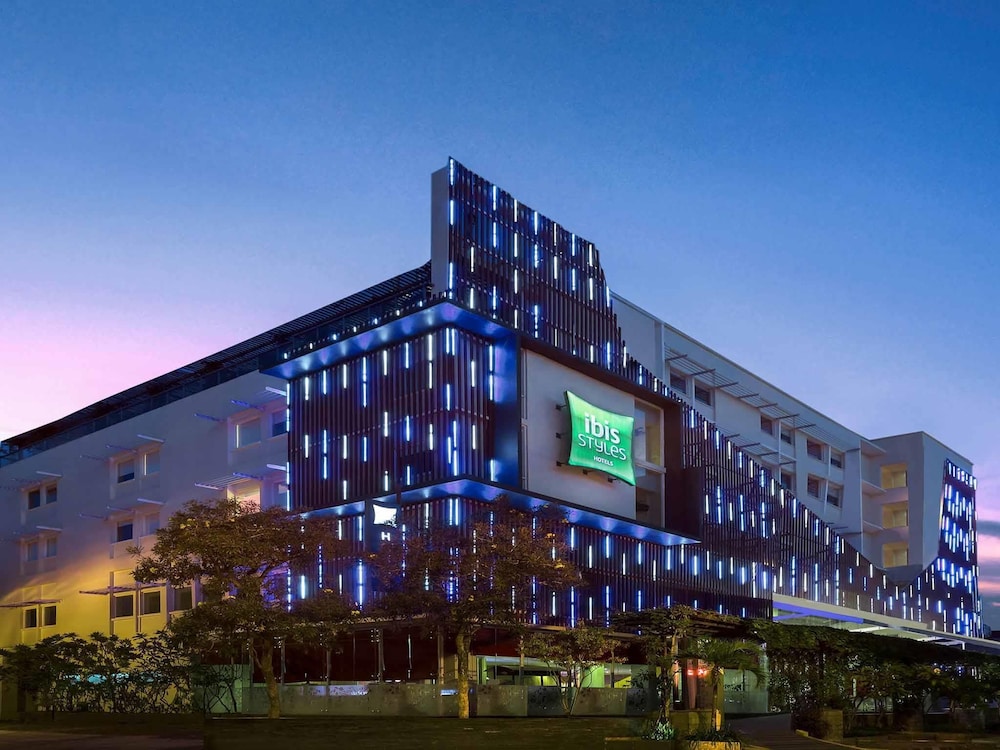 ibis Styles Yogyakarta 3/64