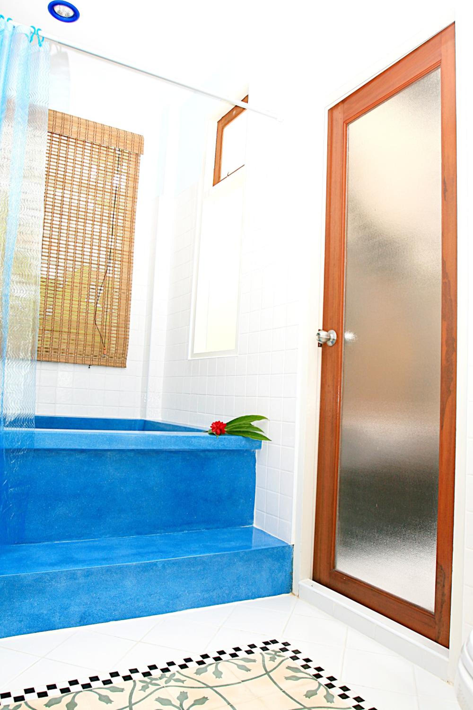 Baanmontra Beach Resort 5/53