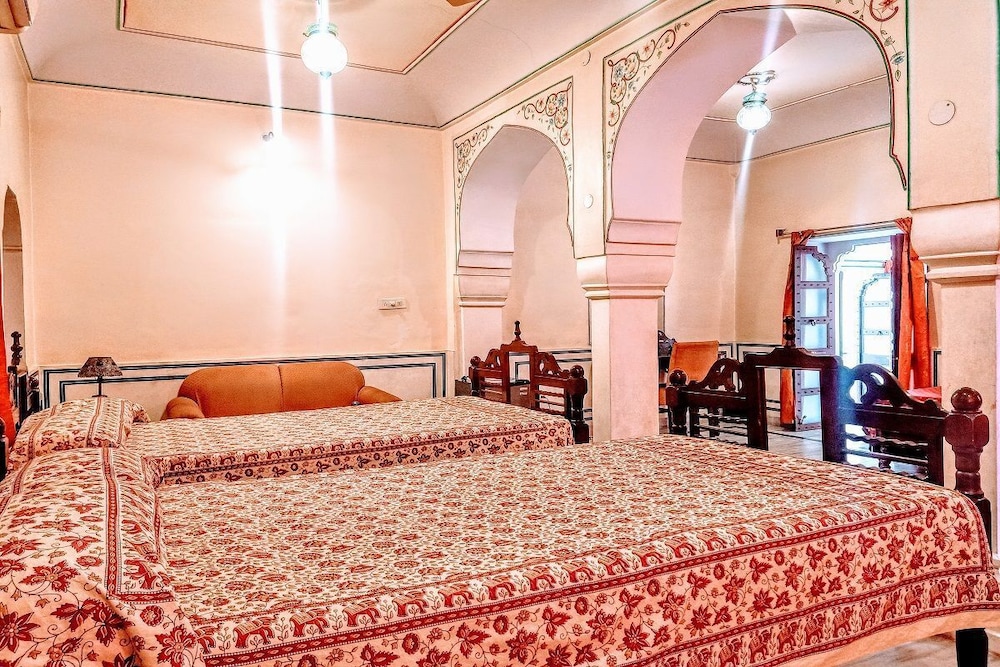 Hotel Saba Haveli 18/50