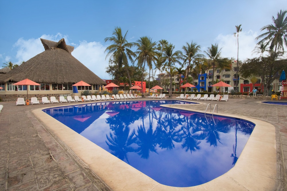 Grand Decameron Complex Bucerias A Trademark All Inclusive 10/76