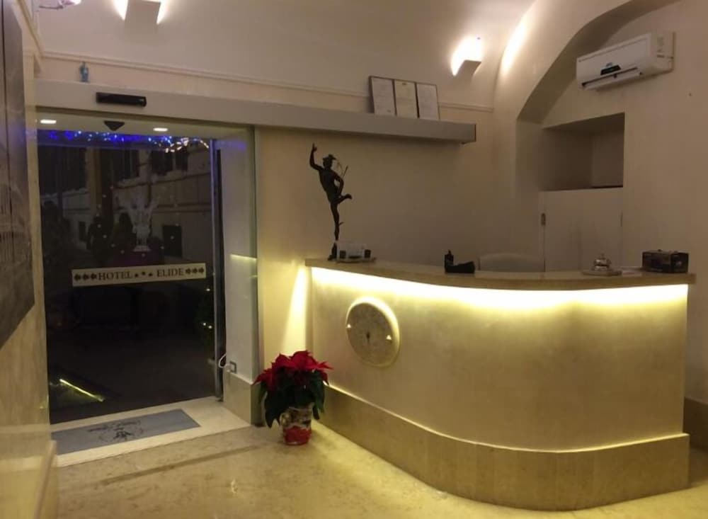 Elide Hotel 4/49