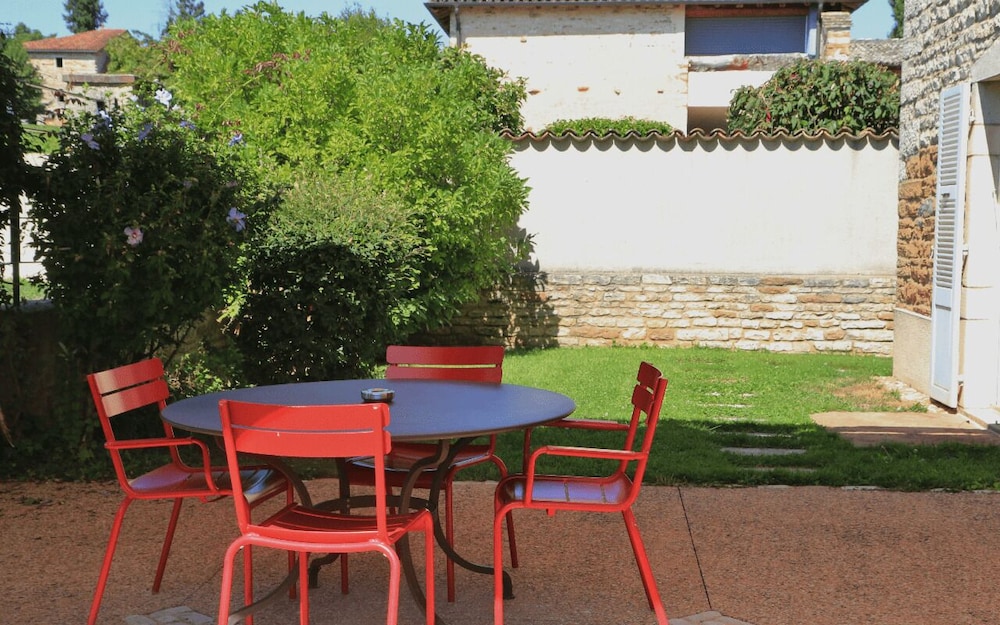 Le Chateau De Besseuil 43/58