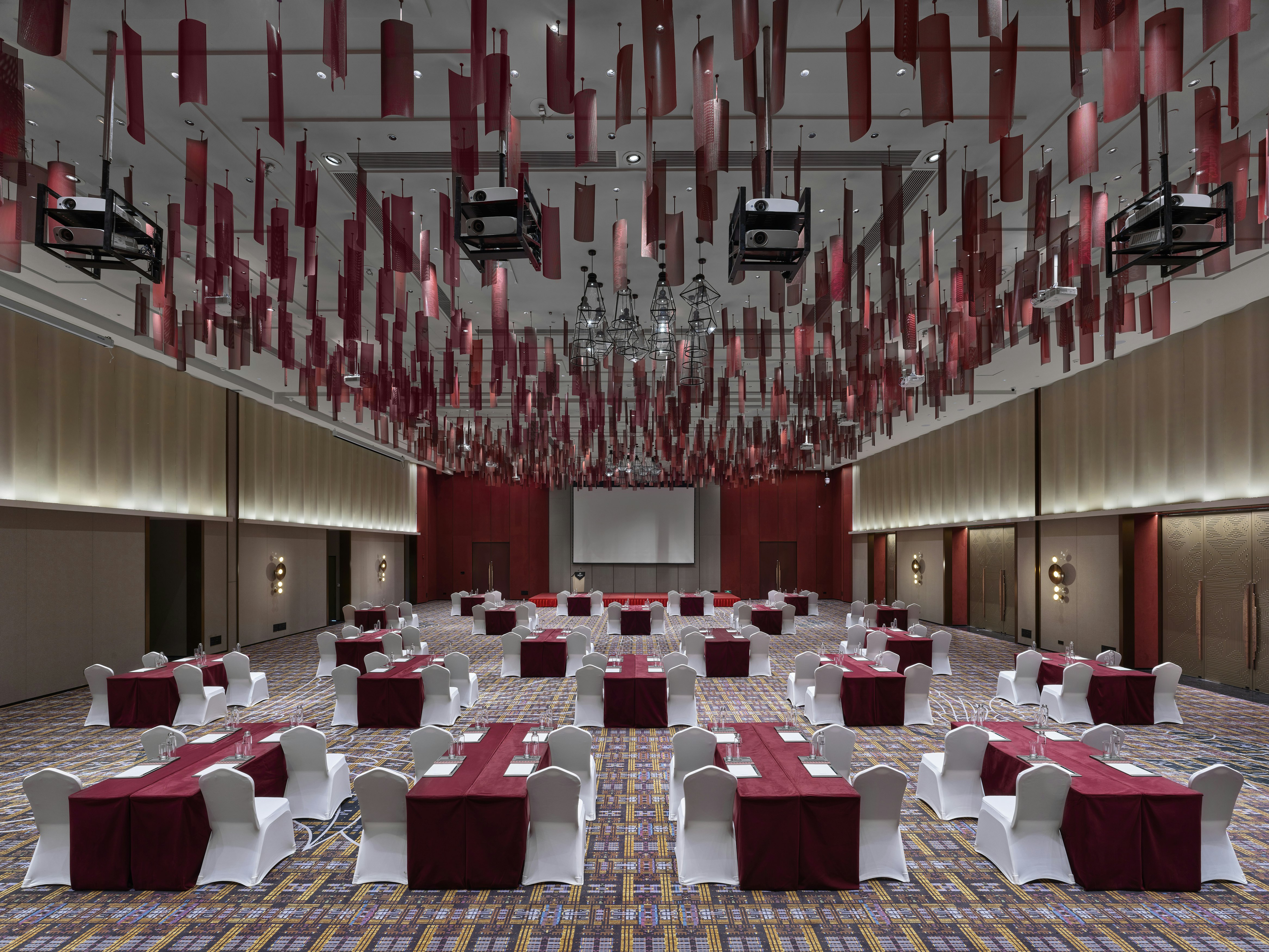 Hilton Shigatse 47/54