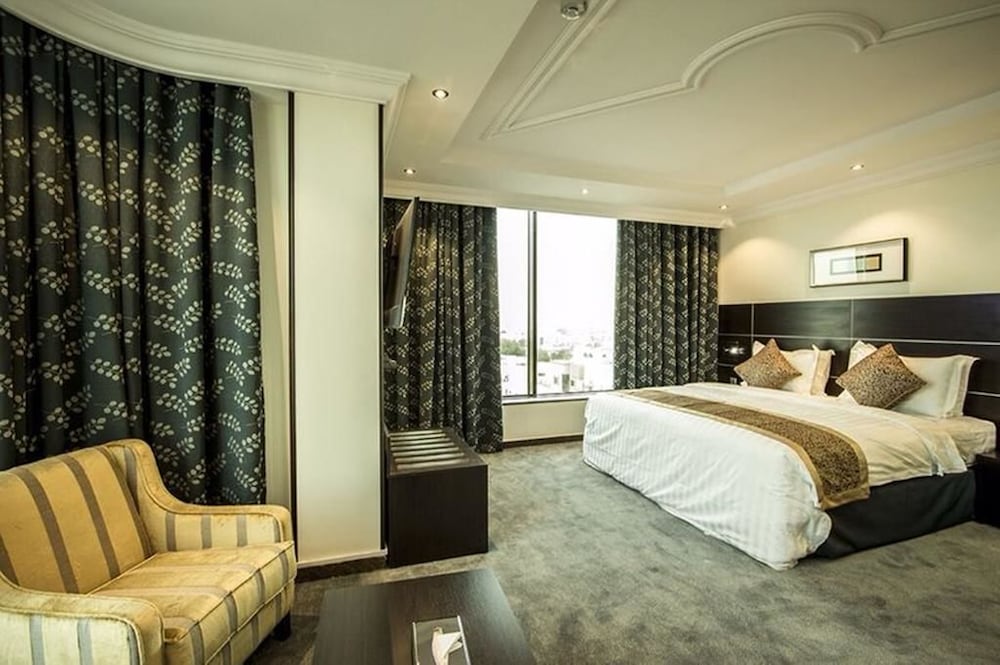 بلاتينيوم السبعين للأجنحة الفندقية(Platinum Seventy Serviced Apartments) 22/61