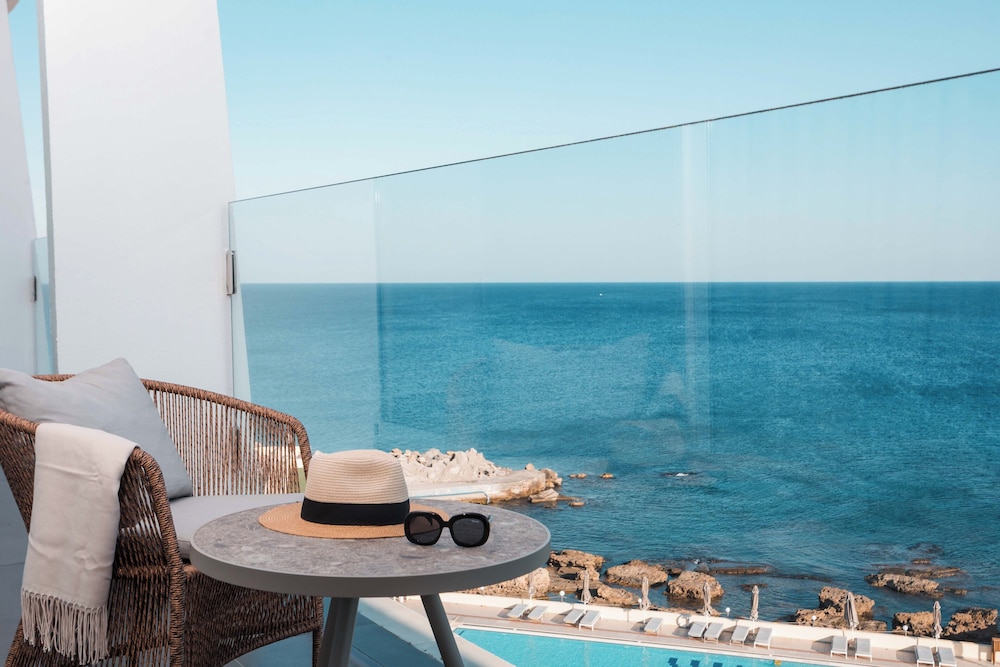 Eden Roc Resort Hotel 37/50