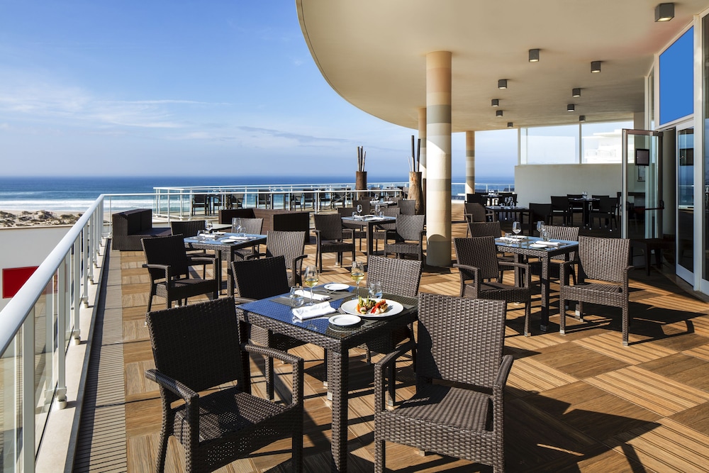 Praia Del Rey Golf And Beach Resort - The Village 37/50