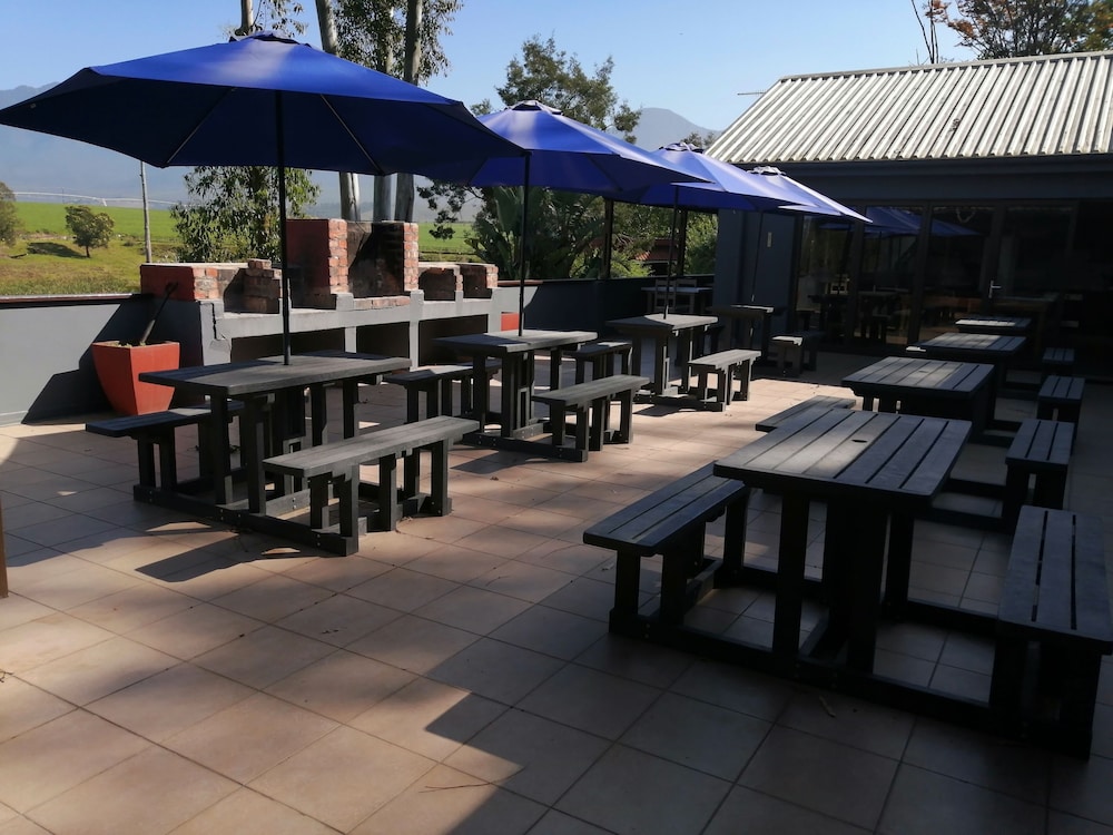 Ibis Place Guest House 35/50