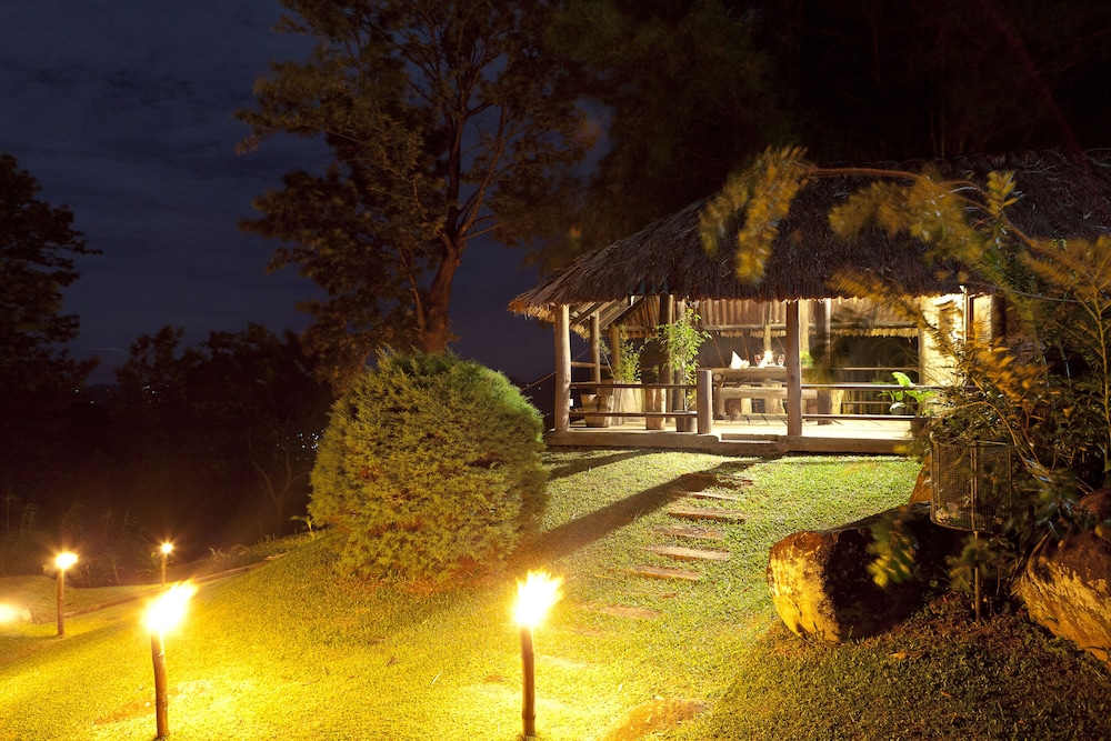 Hunas Falls Hotel Kandy 68/77