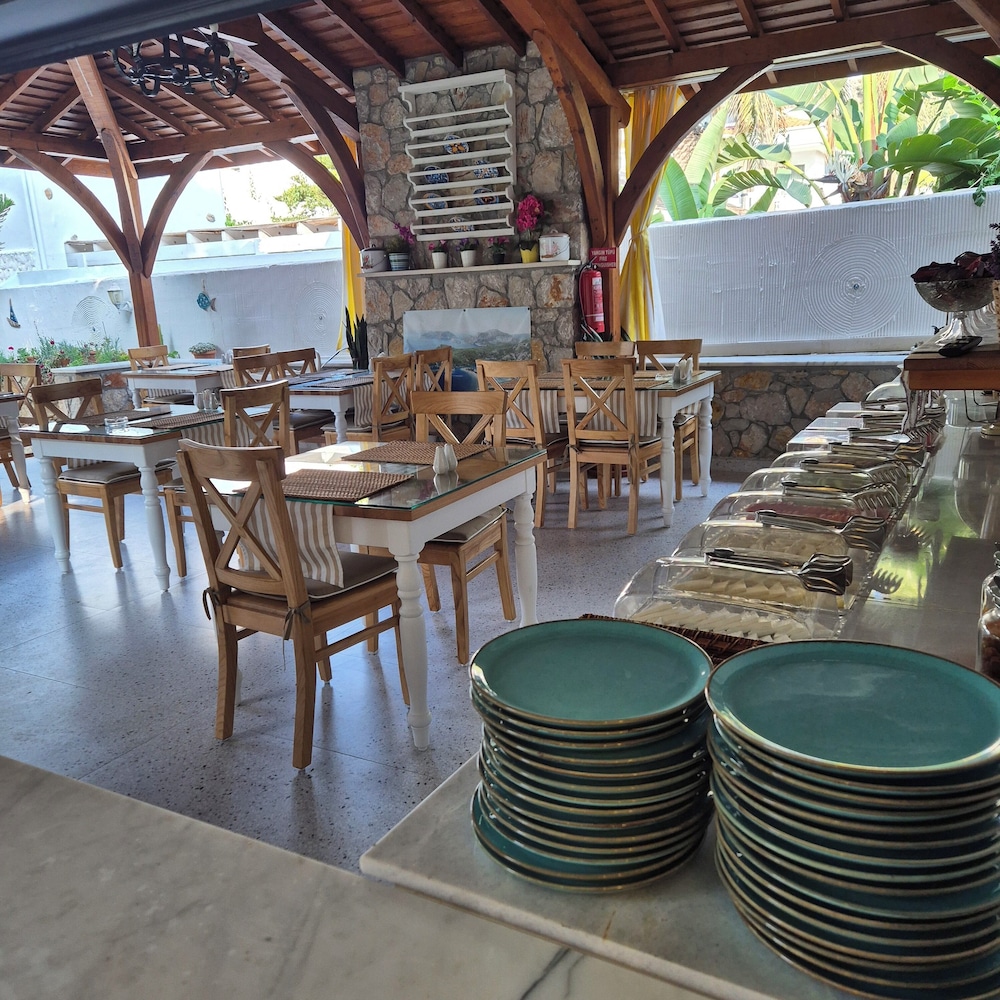 Ilkiz Beach Hotel 41/50