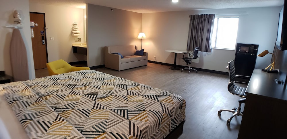 Motel6 Kewanee, IL 38/62