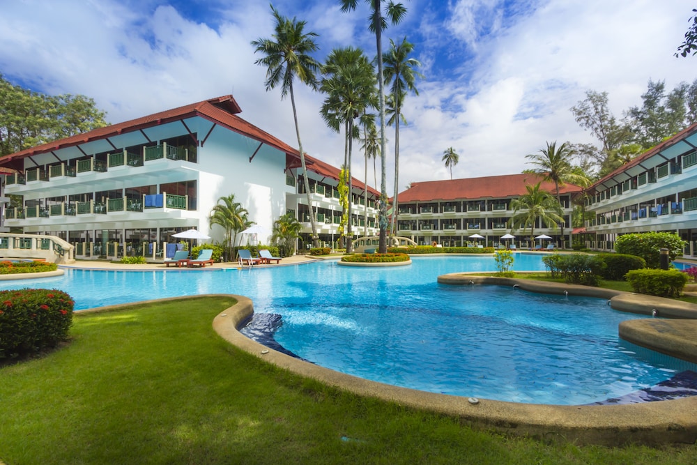 Amora Beach Resort Phuket in CHOENG THALE