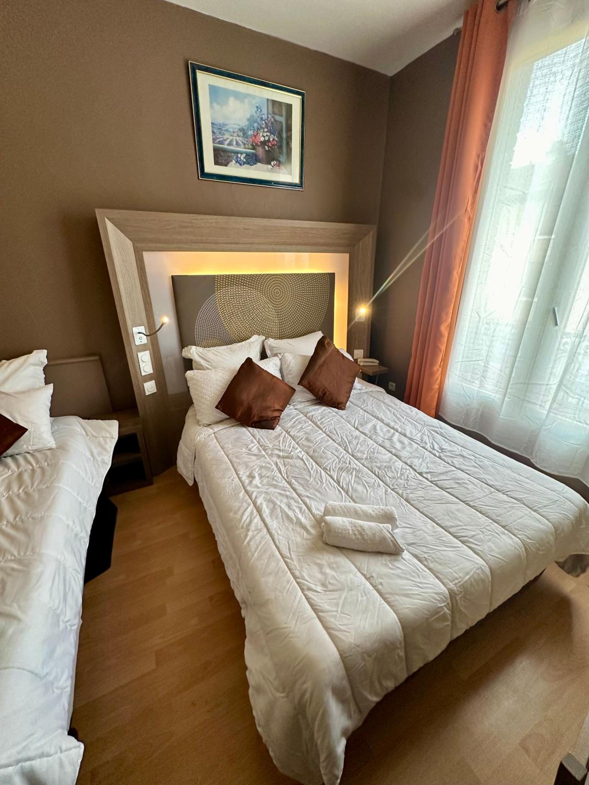 Hotel Victor Hugo 11/39