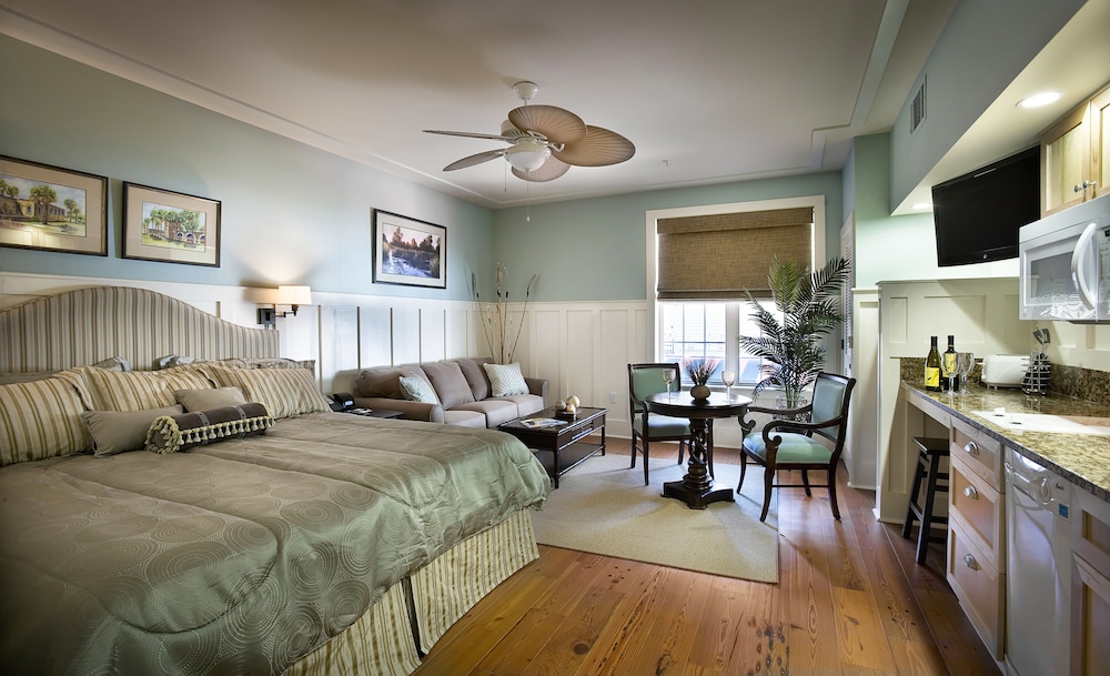 Inlet Sports Lodge 10/50