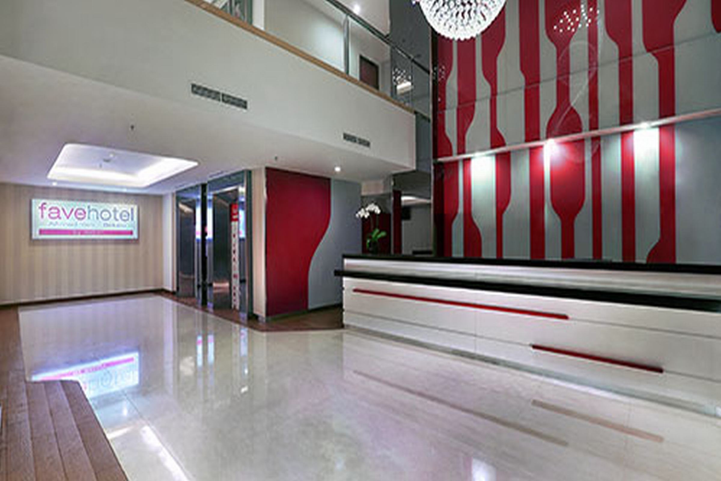 Yusra Inn Hotel Bekasi 3/26
