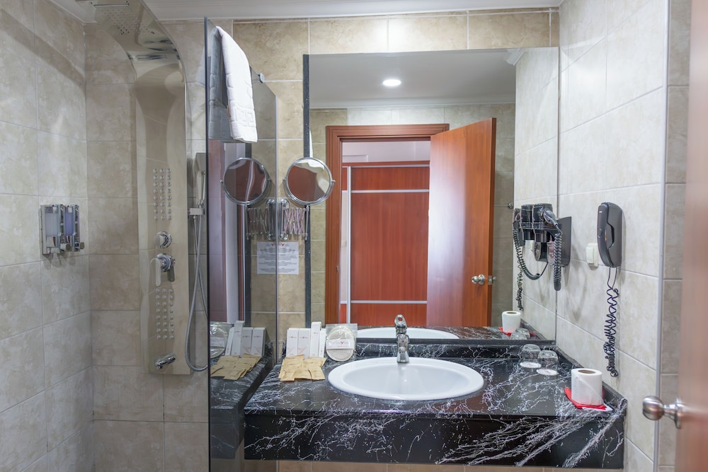 Standard, Double and Twin Beds, Land View, Large، Casa Fora Beach Resort 6/6