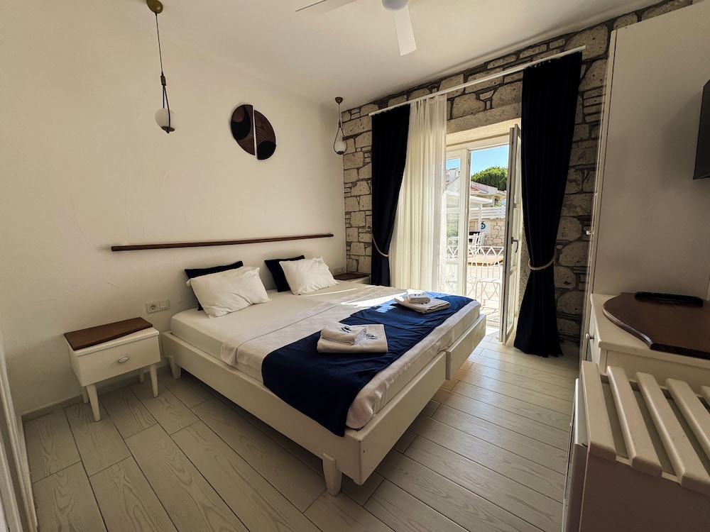 STANDARD, DOUBLE OR TWIN BED
