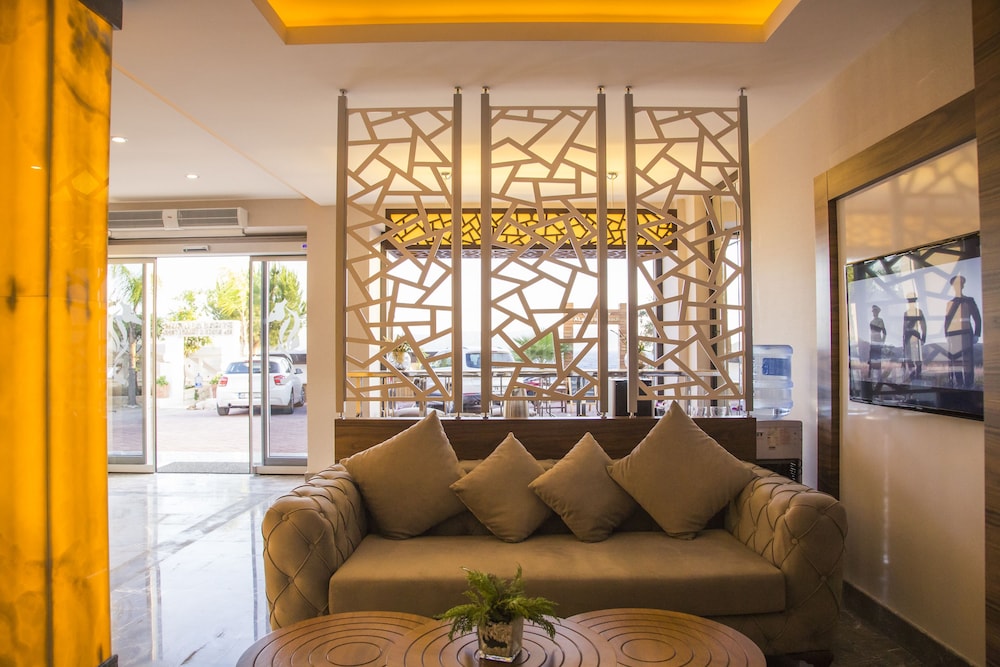 Sea View Hotel 33/50