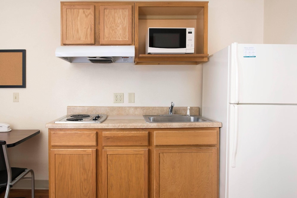 WoodSpring Suites San Antonio Fort Sam 32/41