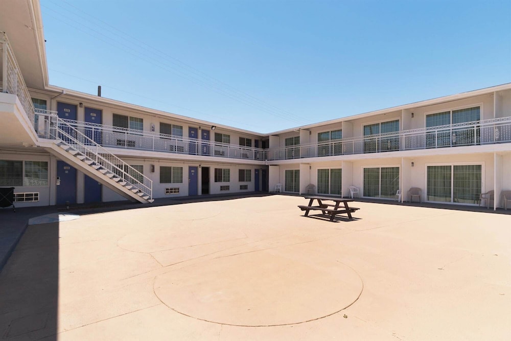 Motel6 Barstow, CA - Route 66 in BARSTOW - CA