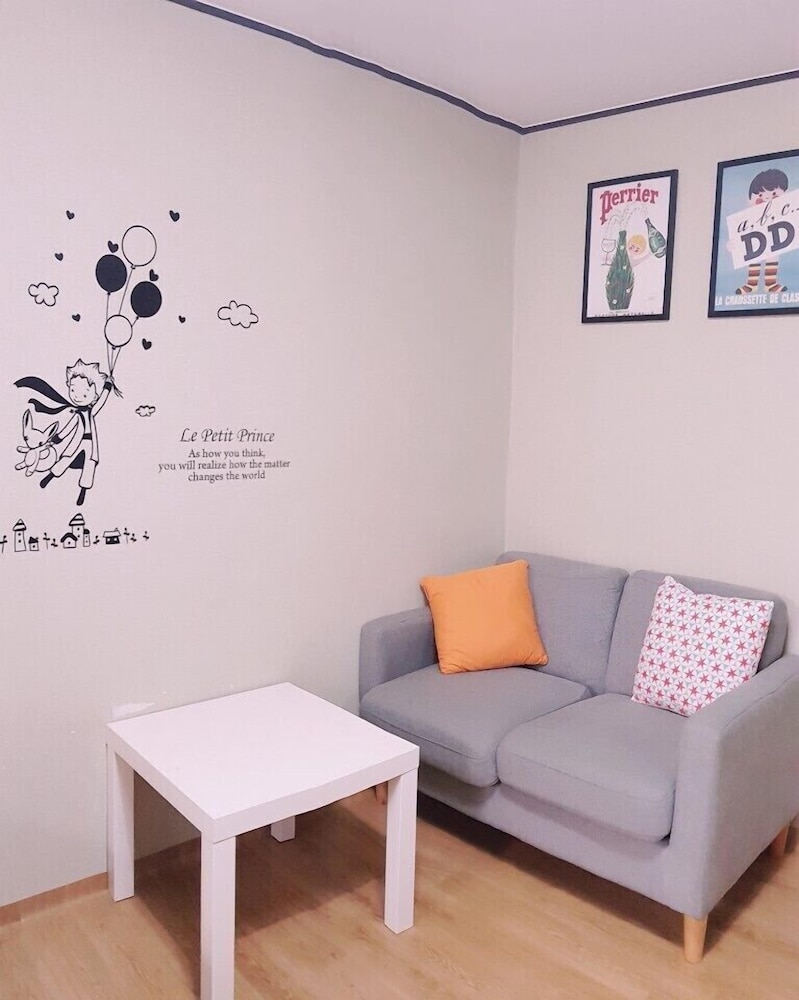 Apple Tree Guest house 33/50