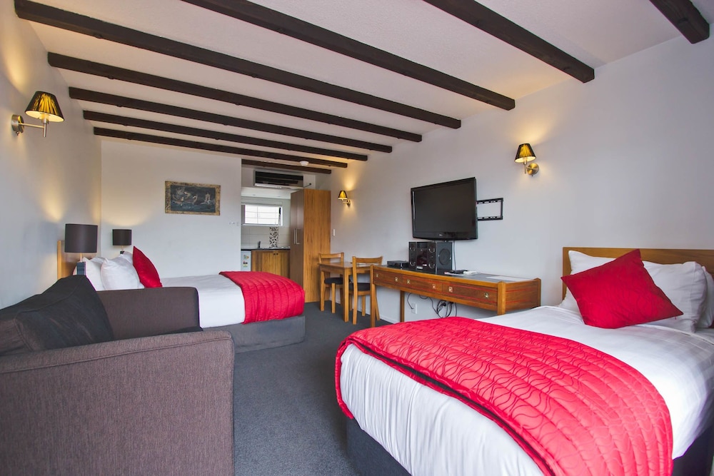 Knights Inn 18/31