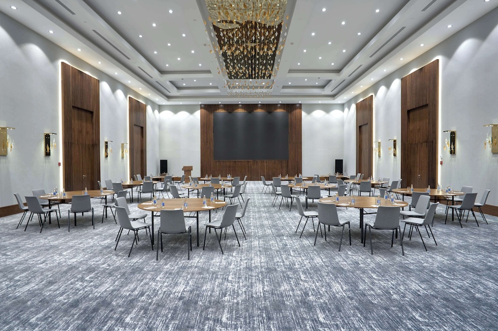 Radisson hotel Baku 73/80