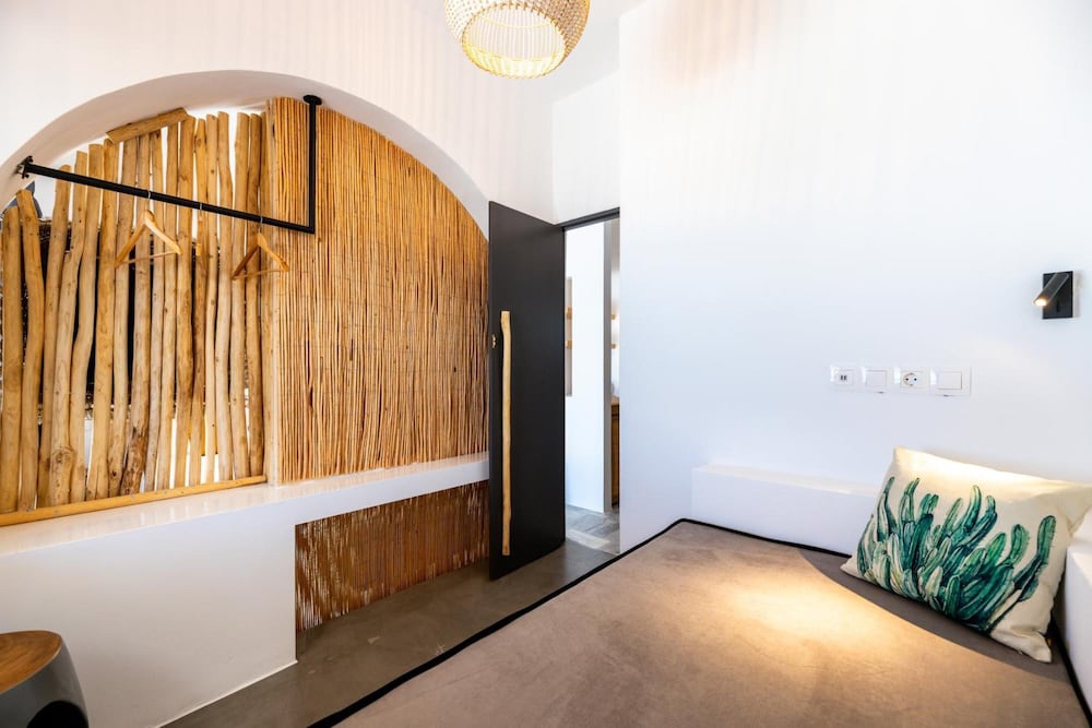 Omilos Beachfront House 6/59