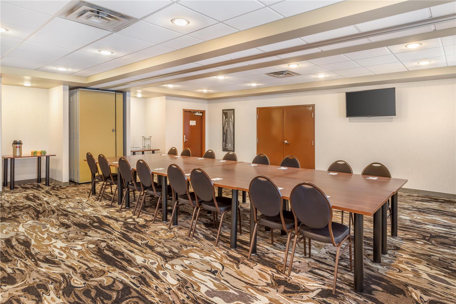 Best Western Plus Service Inn and Suites 49/56