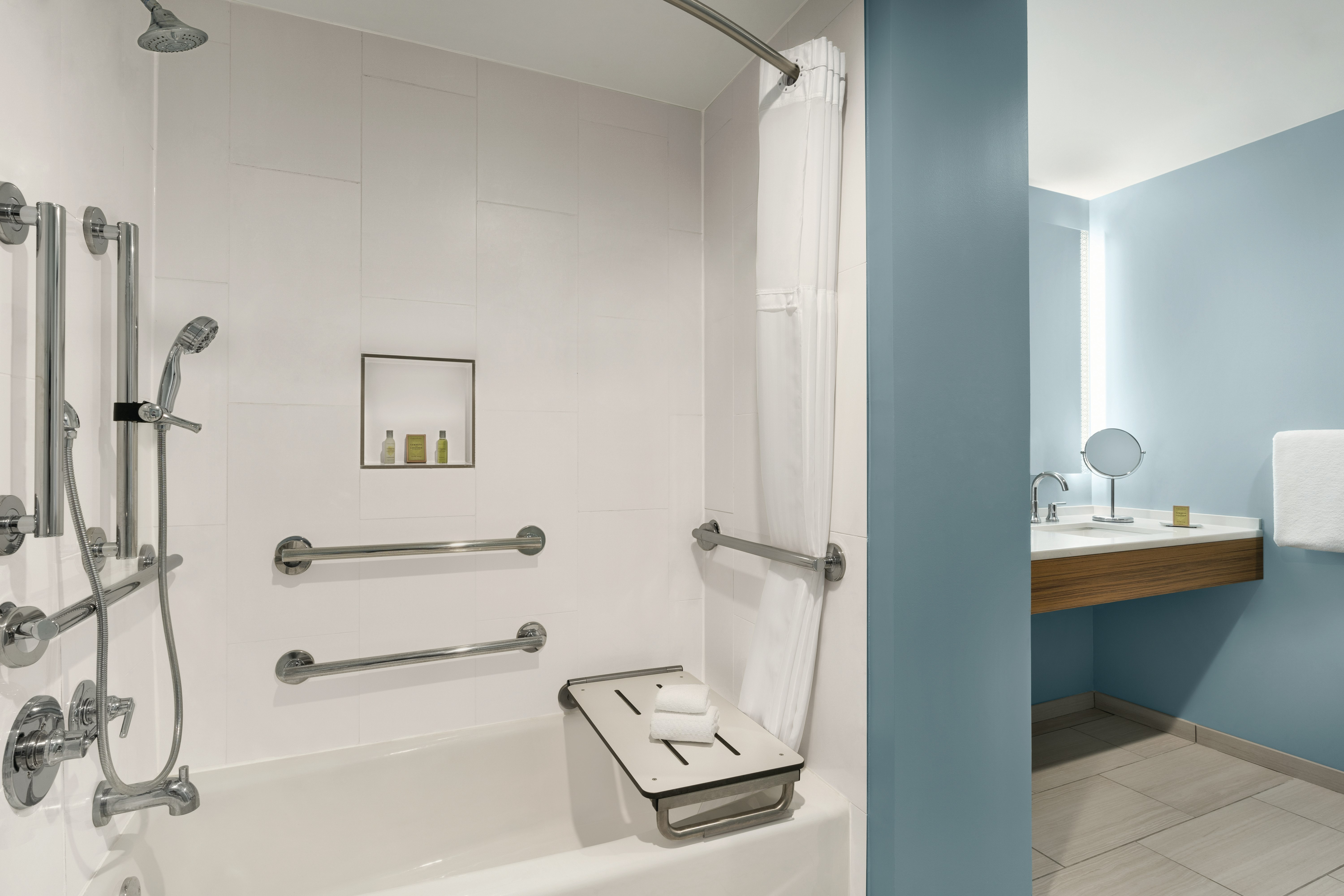 جناح بسريرين كوين لذوي الإعاقة، Doubletree By Hilton Tampa Rocky Point Waterfront 6/6