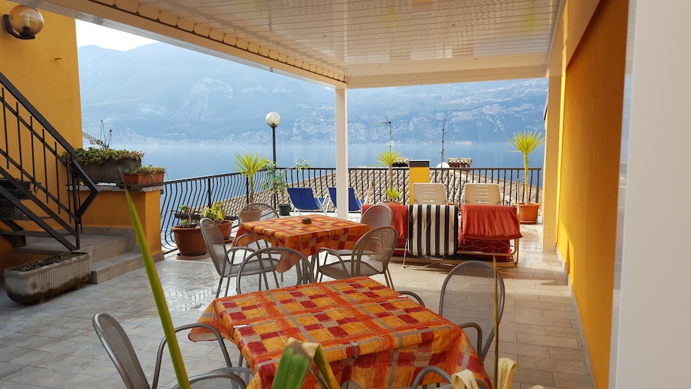 Albergo Pace 30/42
