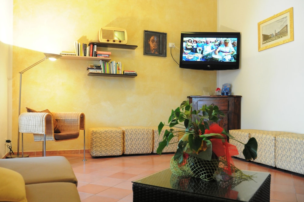 Hotel Azzurra 30/50