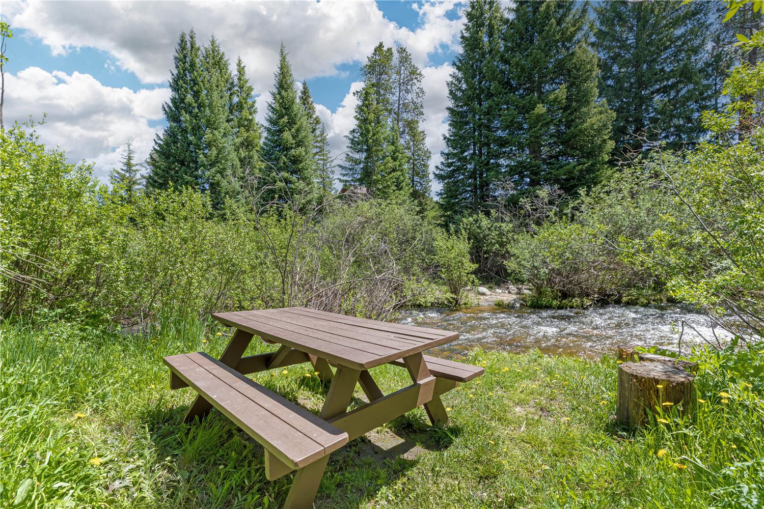Best Western Alpenglo Lodge 12/13