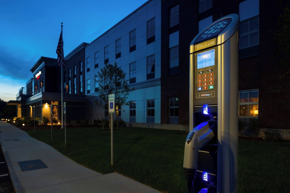RESIDENCE INN BOSTON CONCORD 57/59
