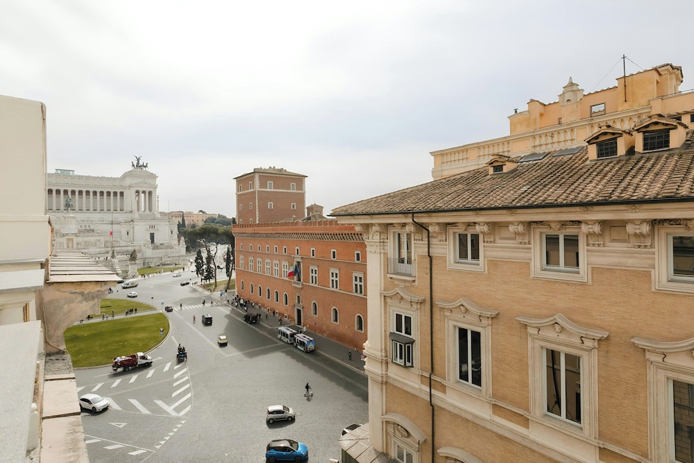 Sonder Piazza Venezia 18/24