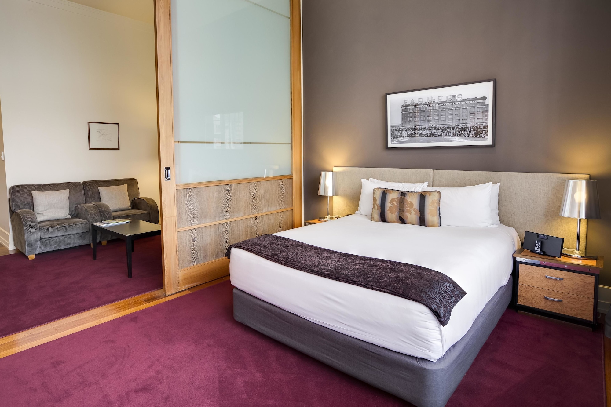 HERITAGE, SUITE